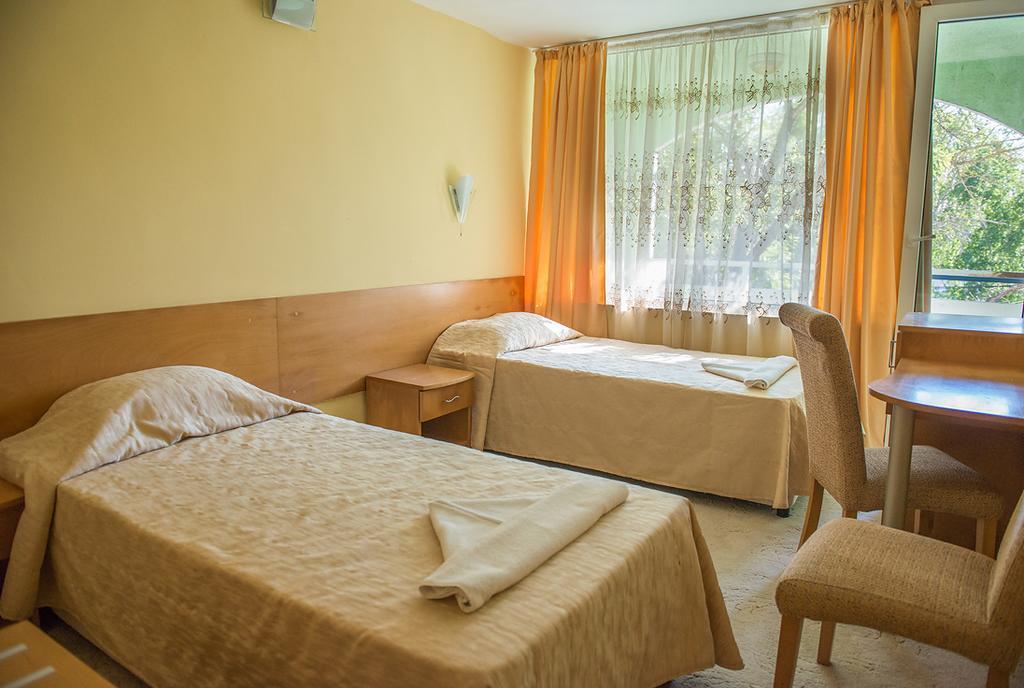 Hotel Diamond Balchik Luaran gambar