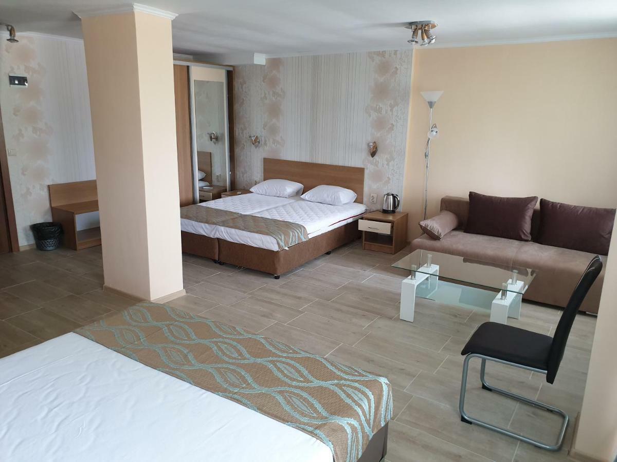 Hotel Diamond Balchik Luaran gambar